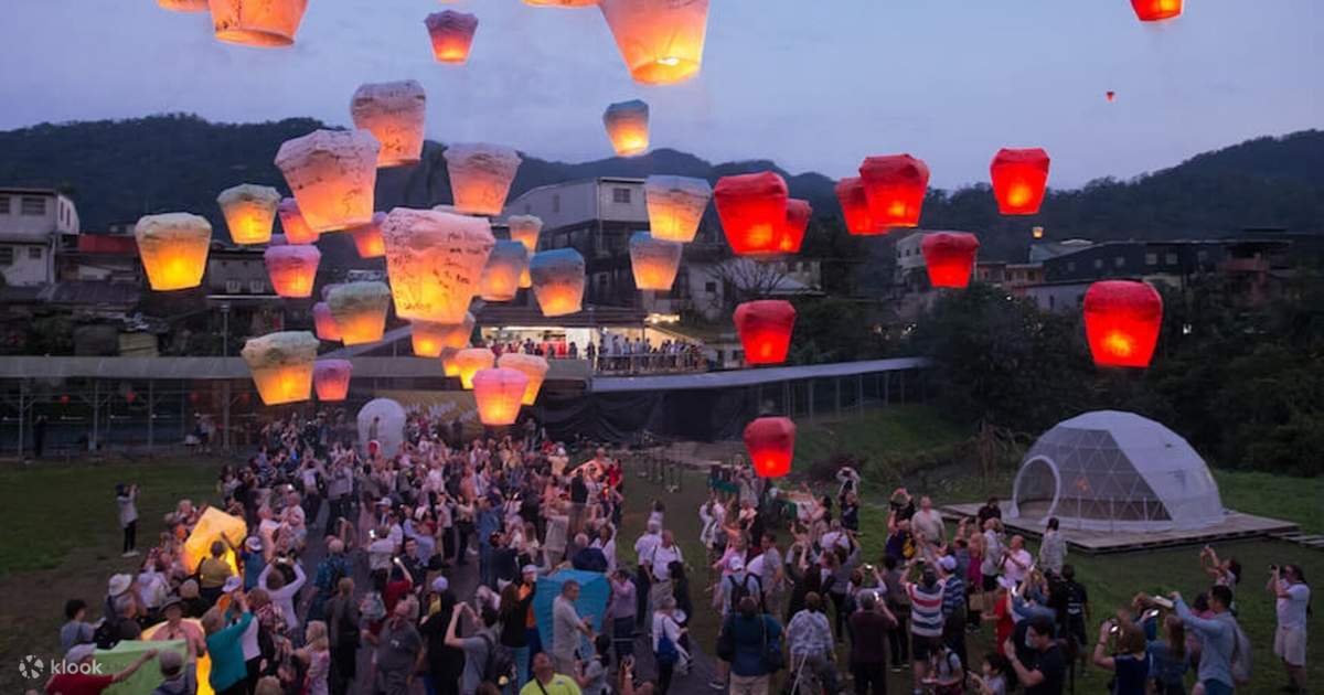WISH 2019 Sustainable Sky Lantern Festival Experience Klook